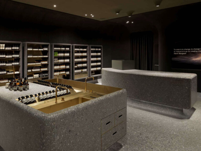 Aesop-Counter-Taichung-LP-Carousal-2-Desktop-2560x1440pxeu