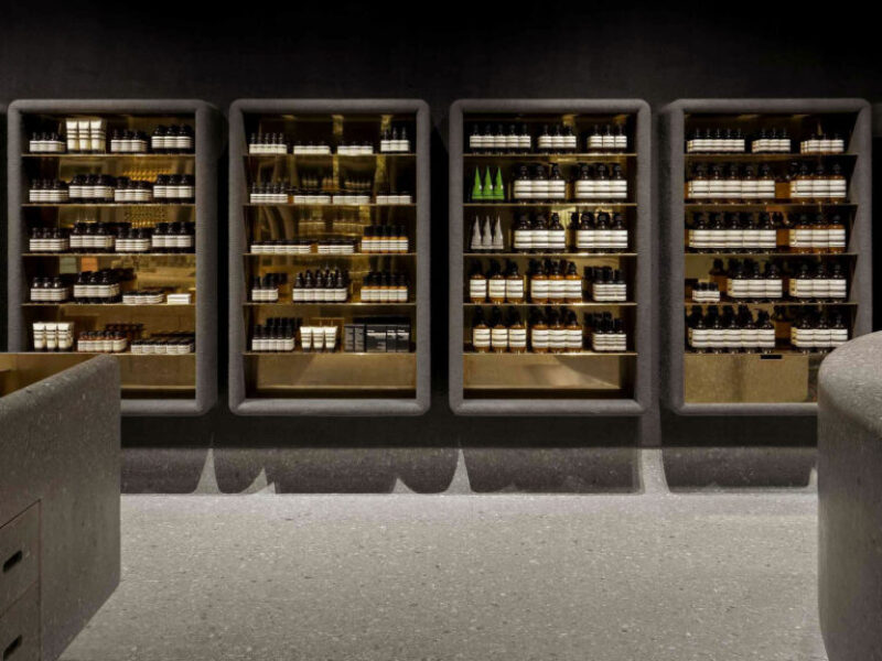 Aesop-Counter-Taichung-LP-Carousal-3-Desktop-2560x1440pxeu