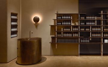 Aesop-Nishinomiya-Gardens-LP-Carousal-1-Desktop-2560x1440px