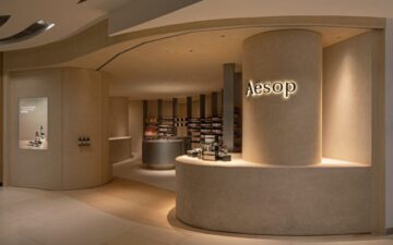 Large JPEG-Aesop SG Store ION II 01
