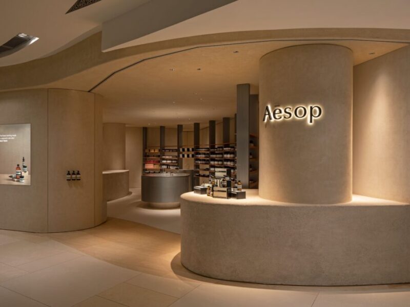 Large JPEG-Aesop SG Store ION II 01